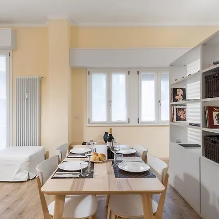 Amazing Close To Duomo And Navigli Apartment Milan